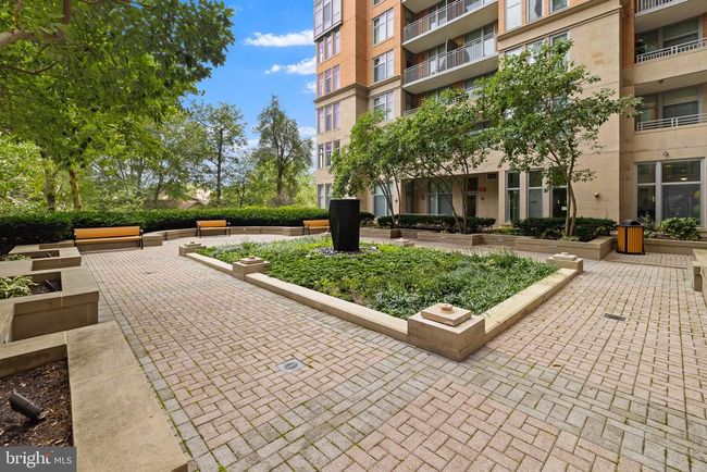 APT-213 - 8220 Crestwood Heights Dr, Condo with 1 bedrooms, 1 bathrooms and null parking in MCLEAN VA | Image 44