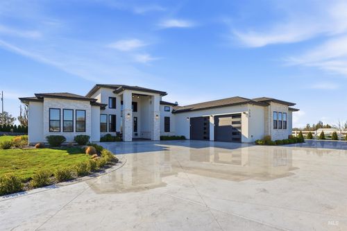 320 W Homedale Rd, Caldwell, ID, 83607-8239 | Card Image
