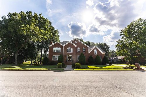 1224 Masters Row, Chesapeake, VA, 23320-9454 | Card Image