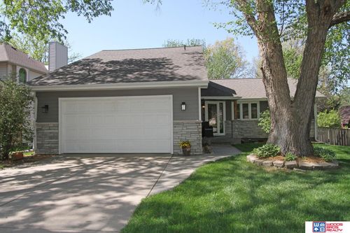 5809 Woodstock Avenue, Lincoln, NE, 68512 | Card Image