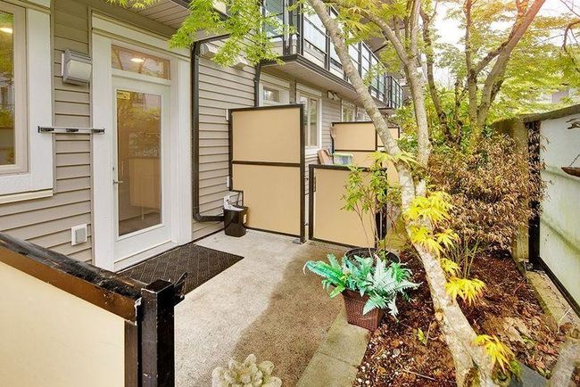 33 - 728 W 14 Th Street, Townhouse with 2 bedrooms, 1 bathrooms and 1 parking in North Vancouver BC | Image 22