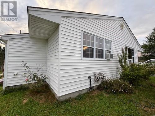 6 Seaview Cres, Brookfield, NL, A0G1B0 | Card Image