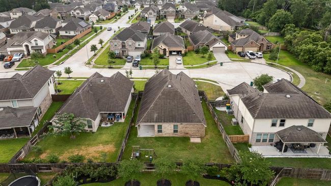 27918 Creek Flat Dr, House other with 3 bedrooms, 2 bathrooms and 2 parking in Spring TX | Image 50
