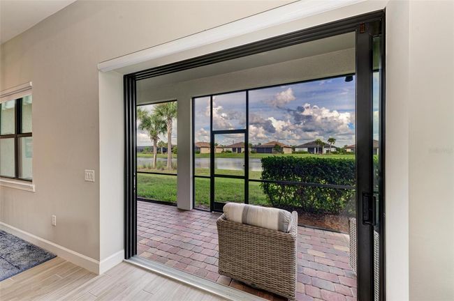 7113 Gradford Ct, House other with 3 bedrooms, 4 bathrooms and null parking in Lakewood Ranch FL | Image 47