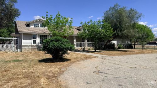 10800 Pitts Ave, Bakersfield, CA, 93306-9615 | Card Image