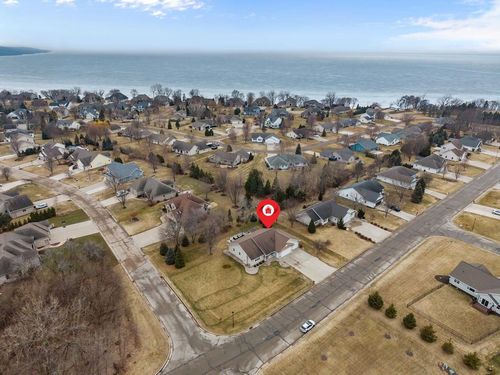 W5231 Natures Way Drive, SHERWOOD, WI, 54169 | Card Image