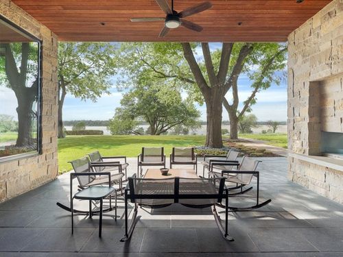 9210 W Lake Highlands Dr, Dallas, TX, 75218-2725 | Card Image