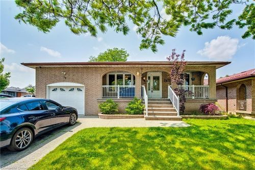 70 Golfwood Dr, Hamilton, ON, L9C6W3 | Card Image