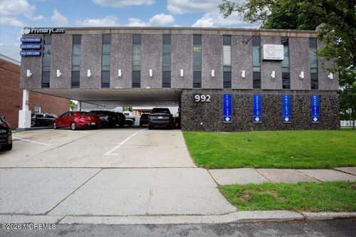 992 Clifton Ave, Clifton, NJ, 07013-3502 | Card Image