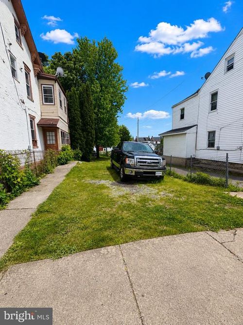 520 Canal St, LEBANON, PA, 17046-3732 | Card Image