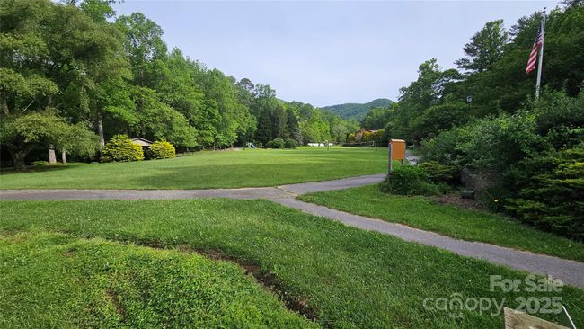 212 Riva Ridge Dr, House other with 4 bedrooms, 3 bathrooms and null parking in Fairview NC | Image 41