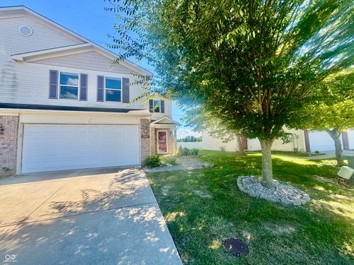 7913 Wildwood Farms Ln, Indianapolis, IN, 46239-7626 | Card Image