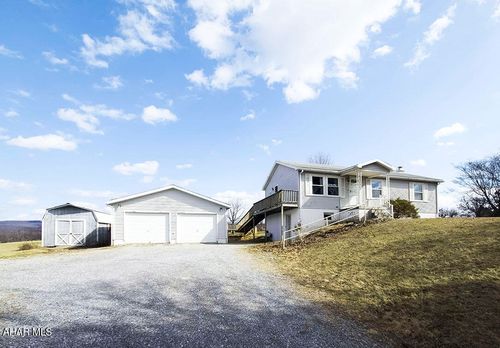 1726 Auction Rd, Martinsburg, PA, 16662-8301 | Card Image