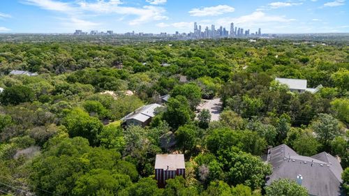 20 N Peak Rd, West Lake Hills, TX, 78746-5545 | Card Image