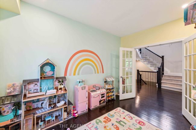 626 White Alder Ave, House other with 4 bedrooms, 4 bathrooms and 4 parking in Gloucester ON | Image 7