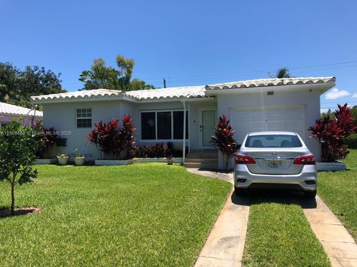 1538 Funston St, Hollywood, FL, 33020-6430 | Card Image