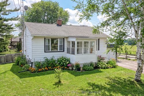 35 King St W, Colborne, ON, K0K1S0 | Card Image