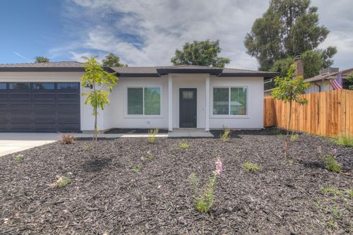 5874 Cohn Ave, Olivehurst, CA, 95961-6626 | Card Image