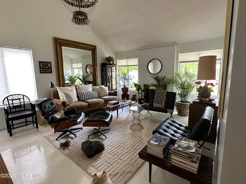 18 Liverpool Ct, Jackson, NJ, 08527-2614 | Card Image