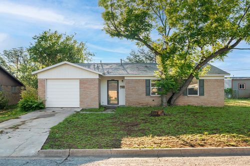 2007 Stanton St, BRADY, TX, 76825-7409 | Card Image