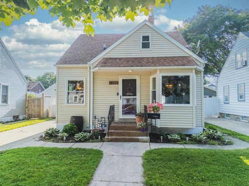7312 33rd Avenue, Kenosha, WI, 53142 | Card Image