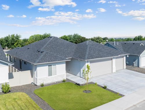 1711 Regency Way, Emmett, ID, 83617-3750 | Card Image
