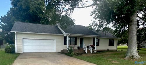 18050 Oakdale Rd, Athens, AL, 35613-5923 | Card Image