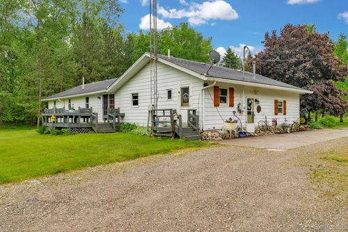 5405 Walker Rd, Carsonville, MI, 48419-9299 | Card Image