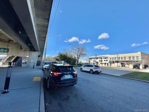 2610-2600 Pettit Ave, Bellmore, NY, 11710-3628 | Card Image