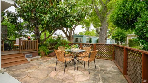 204 Barcelona Dr, Novato, CA, 94949-6130 | Card Image