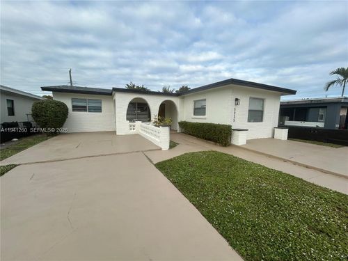 5225 Mayo St, Hollywood, FL, 33021-8017 | Card Image