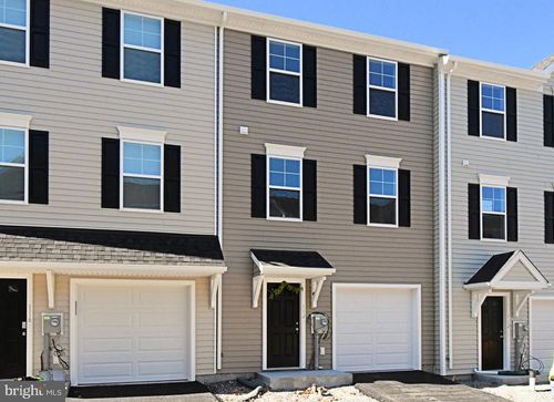 114 Kuechler Ct, READING, PA, 19606-4403 | Card Image