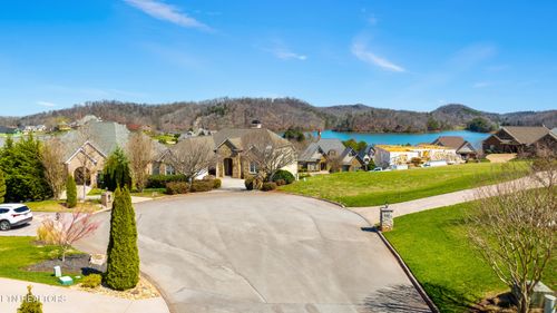 320 Grandville Ct, Vonore, TN, 37885-5391 | Card Image