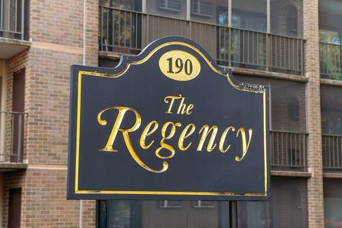 apt-605-190 High St, Medford, MA, 02155-3812 | Card Image
