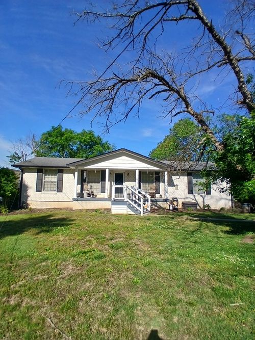 122 Chiroc Rd, Hendersonville, TN, 37075-3807 | Card Image