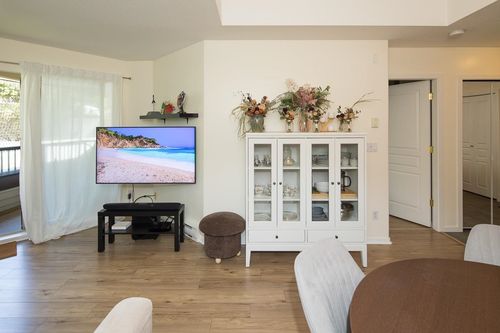 502-214 Eleventh St, New Westminster, BC, V3M4C9 | Card Image