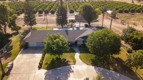 1956 S Indiana Street, Porterville, CA, 93257 | Card Image