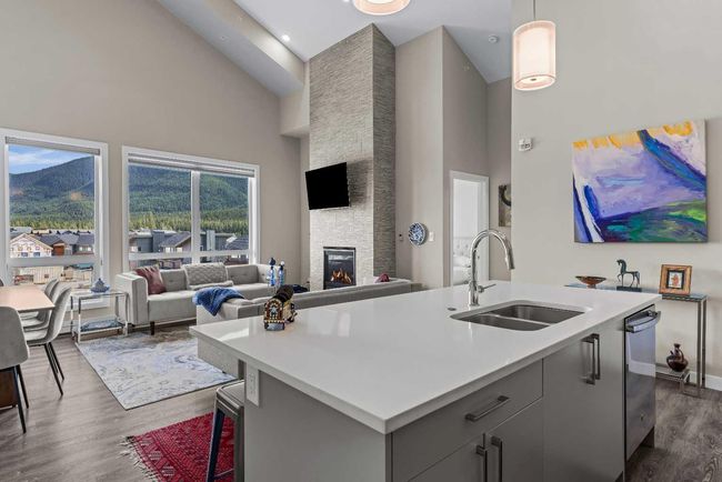 316 - 106 Stewart Creek Rise, Condo with 2 bedrooms, 2 bathrooms and 2 parking in Canmore AB | Image 12