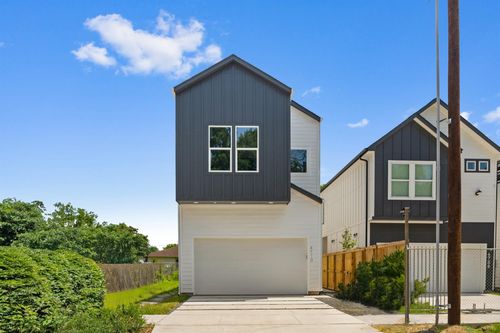 4710 Gunter St, Houston, TX, 77020-7119 | Card Image