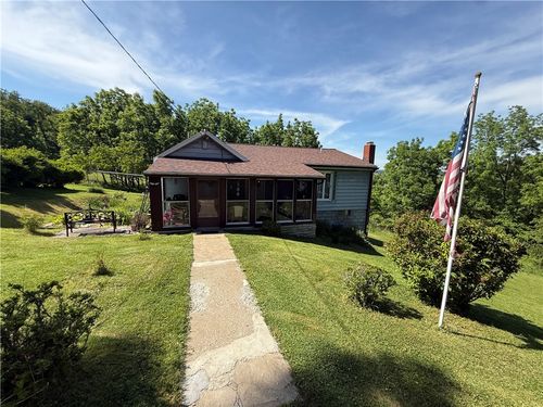 527 Center New Texas Rd, Plum Boro, PA, 15239 | Card Image