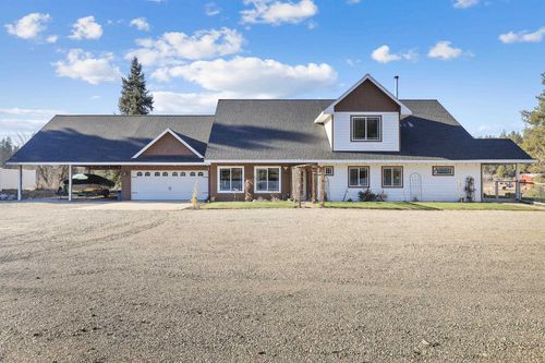 39605 N Elk Chattaroy Rd, Elk, WA, 99009-9683 | Card Image
