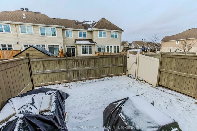 302 Song Sparrow St, House attached with 3 bedrooms, 3 bathrooms and 2 parking in Nepean ON | Image 35