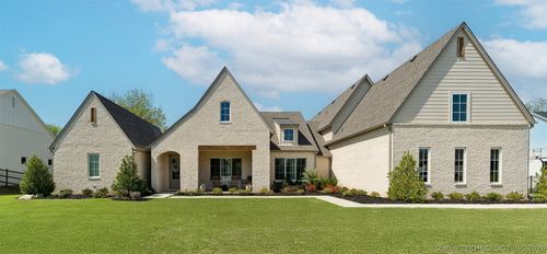 6320 N Bluesage Dr, Owasso, OK, 74055-8352 | Card Image