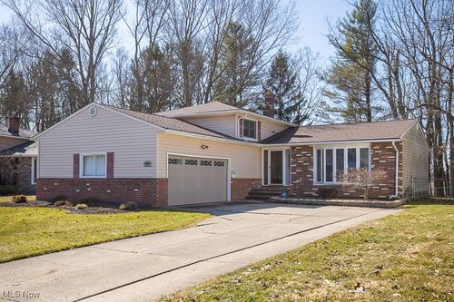 26 South Circle, Bedford, OH, 44146 | Card Image