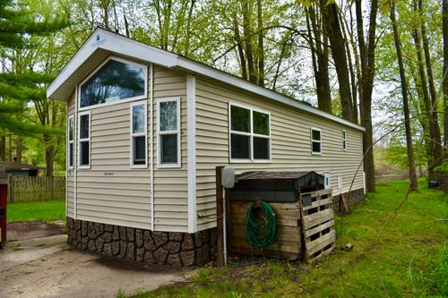 4188 107th Ave, Allegan, MI, 49010-9323 | Card Image