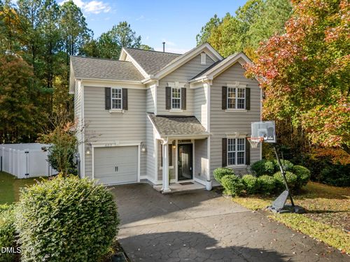 407 Elm Farm Pl, Morrisville, NC, 27560-5546 | Card Image