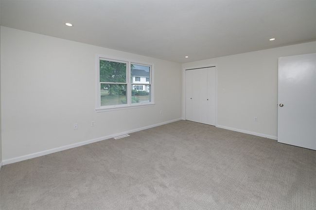 22 - 22 Brandee Ln, House attached with 2 bedrooms, 2 bathrooms and 2 parking in Methuen MA | Image 15