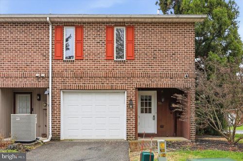 334 Stonegate Court, Chambersburg, PA, 17201 | Card Image