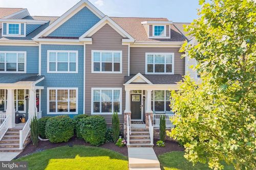 374 Quigley Dr, MALVERN, PA, 19355-8802 | Card Image