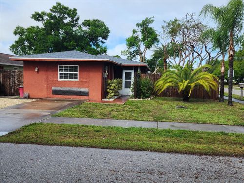 3050 8th St, SARASOTA, FL, 34237-3604 | Card Image